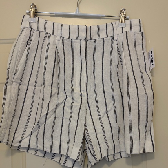 Old Navy White/Charcoal Stripe Extra High-Waisted Linen-Blend Short/NWT/S - Picture 15 of 16